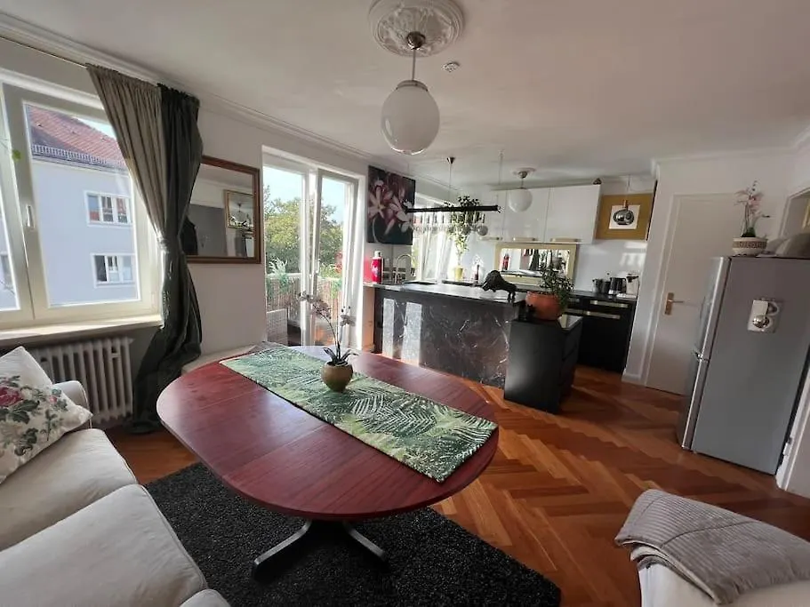 아파트 Bestlage Schwabing Ganze Wohnung 뮌헨