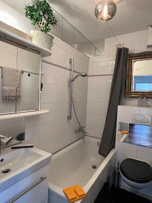 Bestlage Schwabing Ganze Wohnung 뮌헨 아파트